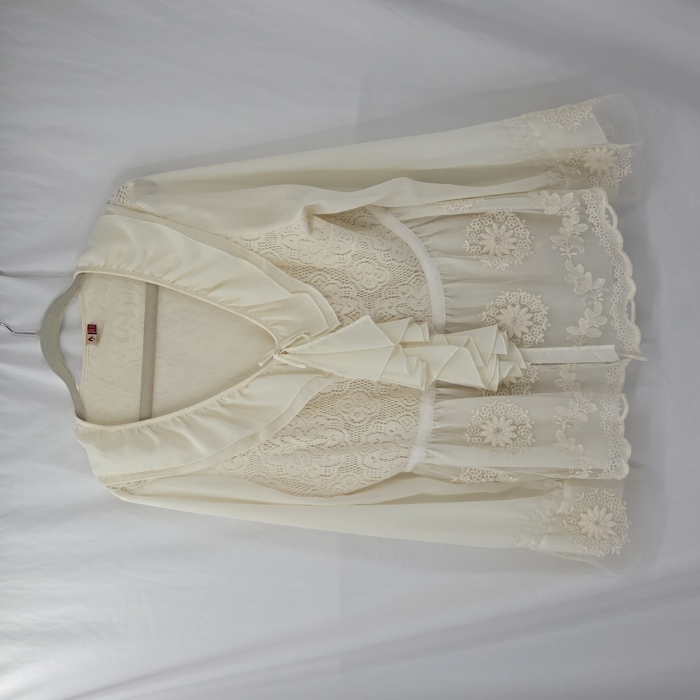 Seven7 Ivory Long-Sleeve Button Front Tie Lace Ruffle Poet Sleeve Plus  18/20